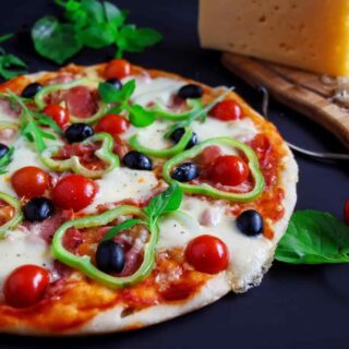 https://buckeyemainstreet.org/wp-content/uploads/2017/10/restaurant-italian-16-320x320.jpg