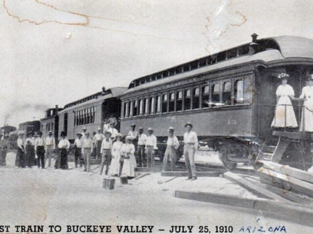 https://buckeyemainstreet.org/wp-content/uploads/2023/09/first-train-to-buckeye-valley-1024x569-1-640x480.jpg