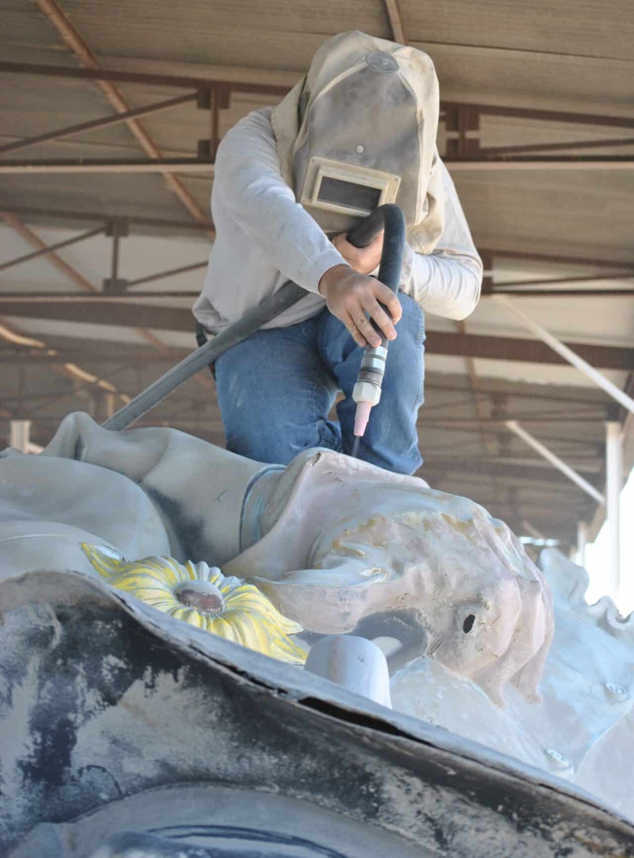 sandblasting-hobo-joe-1
